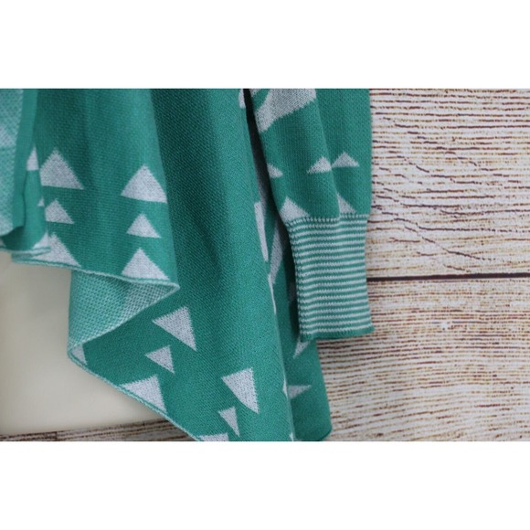 Bajee Collection Becool Womens Aztec Knit Cardigan Duster Sweater Sz Medium - Picture 3 of 6